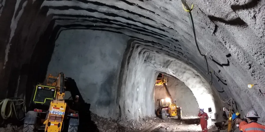 Geotechnische Analyse für Tunnel in weichem Boden in Leverkusen